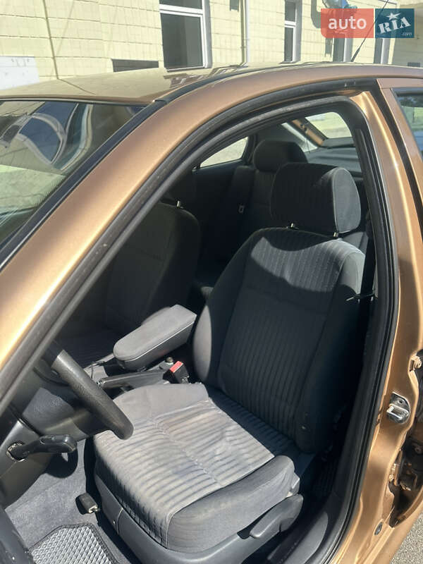 Ліфтбек Skoda Octavia 2001 в Києві