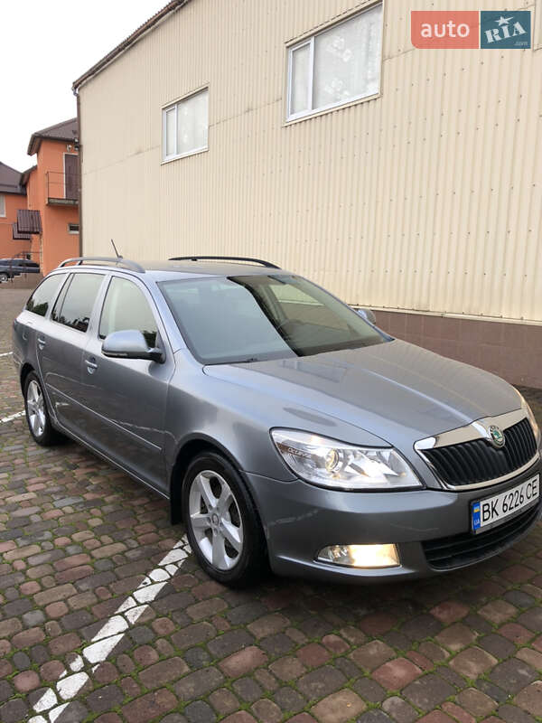 Универсал Skoda Octavia 2012 в Луцке фото 3 Универсал Skoda Octavia 2012 в Луцке