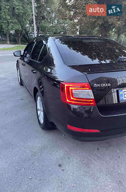 Лифтбек Skoda Octavia 2013 в 