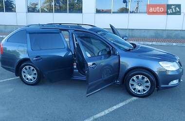 Універсал Skoda Octavia 2010 в 