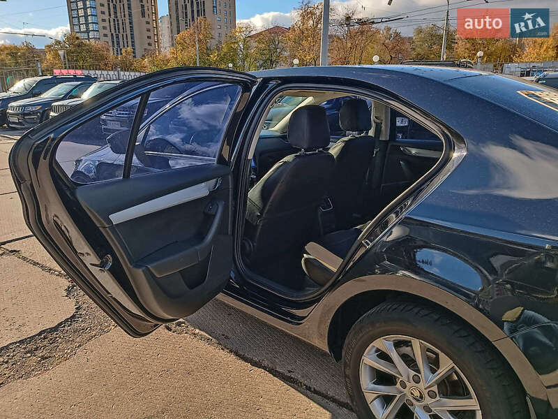 Ліфтбек Skoda Octavia 2014 в Харкові