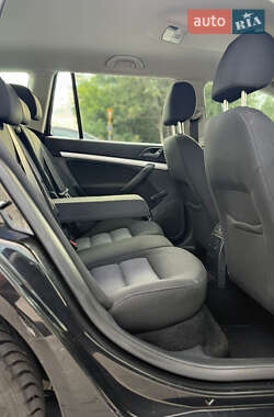 Универсал Skoda Octavia 2009 в 