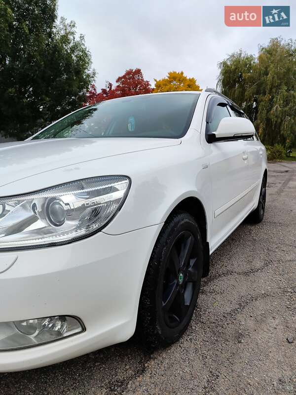 Универсал Skoda Octavia 2011 в Жмеринке фото 2 Универсал Skoda Octavia 2011 в Жмеринке