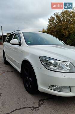 Універсал Skoda Octavia 2011 в  фото 7 Універсал Skoda Octavia 2011 в