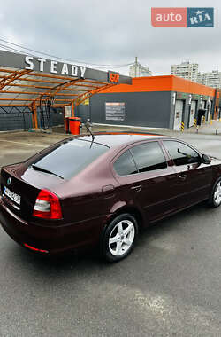 Лифтбек Skoda Octavia 2010 в 