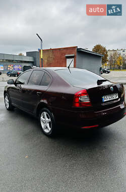 Лифтбек Skoda Octavia 2010 в 