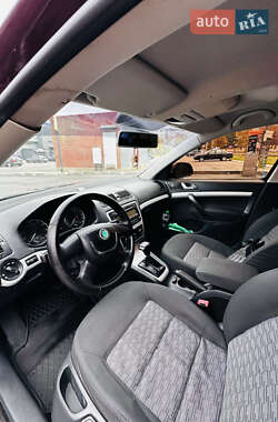 Лифтбек Skoda Octavia 2010 в 