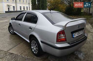 Лифтбек Skoda Octavia 2003 в 