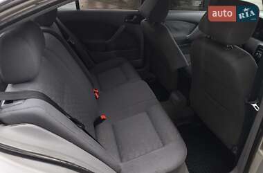 Лифтбек Skoda Octavia 2003 в 