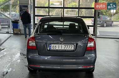 Лифтбек Skoda Octavia 2010 в 