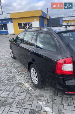 Универсал Skoda Octavia 2010 в 