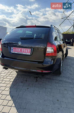 Универсал Skoda Octavia 2012 в 