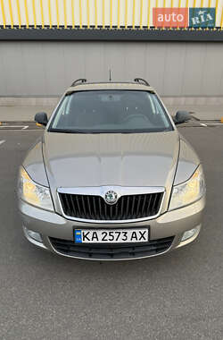 Универсал Skoda Octavia 2010 в 