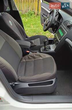 Лифтбек Skoda Octavia 2011 в 
