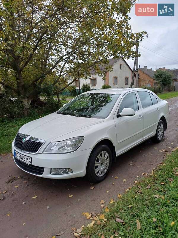 Ліфтбек Skoda Octavia 2011 в Буську