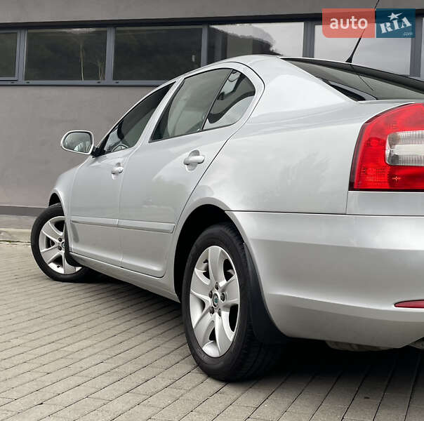 Лифтбек Skoda Octavia 2009 в Мукачево