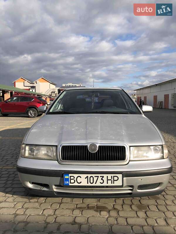 Ліфтбек Skoda Octavia 1997 в Львові
