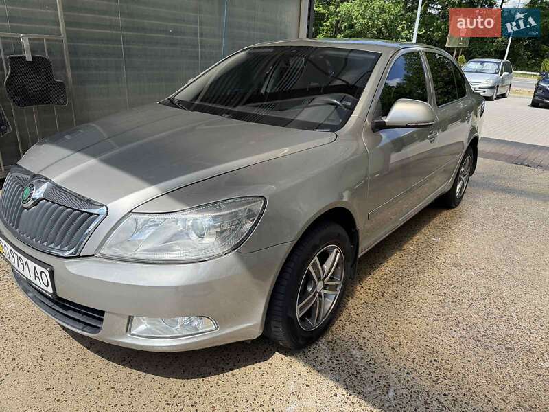 Лифтбек Skoda Octavia 2009 в Тернополе