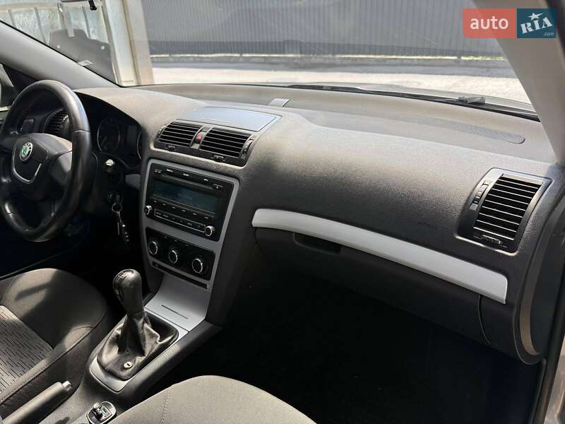 Лифтбек Skoda Octavia 2009 в Тернополе