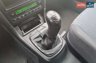 Лифтбек Skoda Octavia 2004 в 