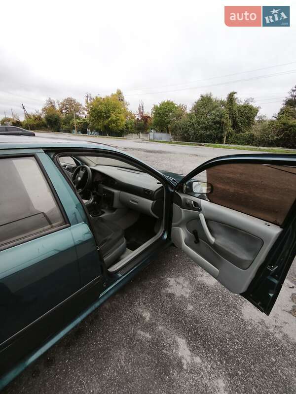 Ліфтбек Skoda Octavia 1999 в Вінниці