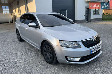 Лифтбек Skoda Octavia 2013 в 