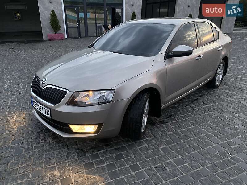 Ліфтбек Skoda Octavia 2013 в Дніпрі фото 7 Ліфтбек Skoda Octavia 2013 в Дніпрі