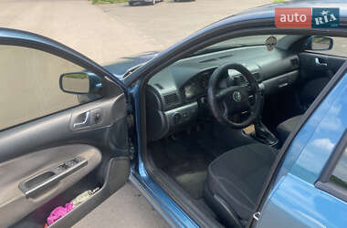 Ліфтбек Skoda Octavia 2003 в  фото 7 Ліфтбек Skoda Octavia 2003 в