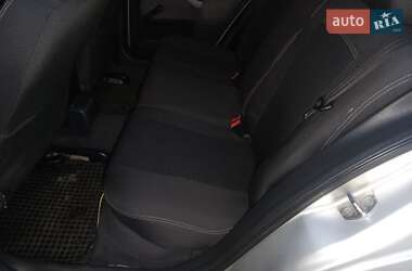 Ліфтбек Skoda Octavia 2001 в  фото 14 Ліфтбек Skoda Octavia 2001 в