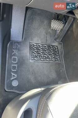 Лифтбек Skoda Octavia 2010 в 