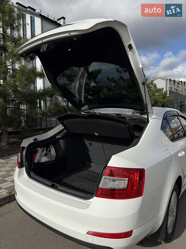 Лифтбек Skoda Octavia 2014 в Киеве фото 27 Лифтбек Skoda Octavia 2014 в Киеве