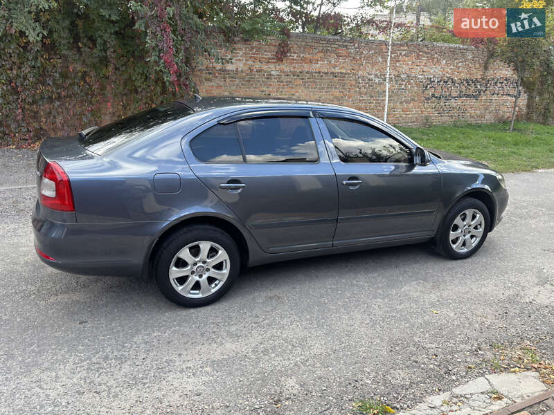 Лифтбек Skoda Octavia 2011 в Запорожье