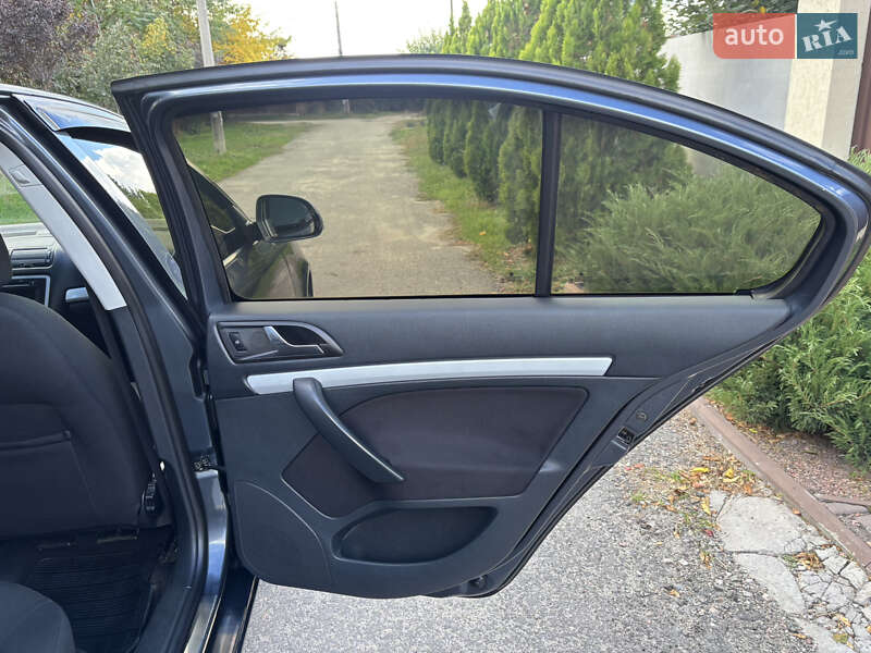 Лифтбек Skoda Octavia 2011 в Запорожье
