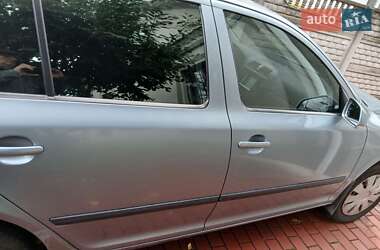 Лифтбек Skoda Octavia 2006 в 