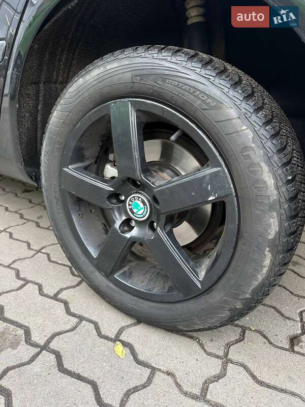 Ліфтбек Skoda Octavia 2012 в Лубнах