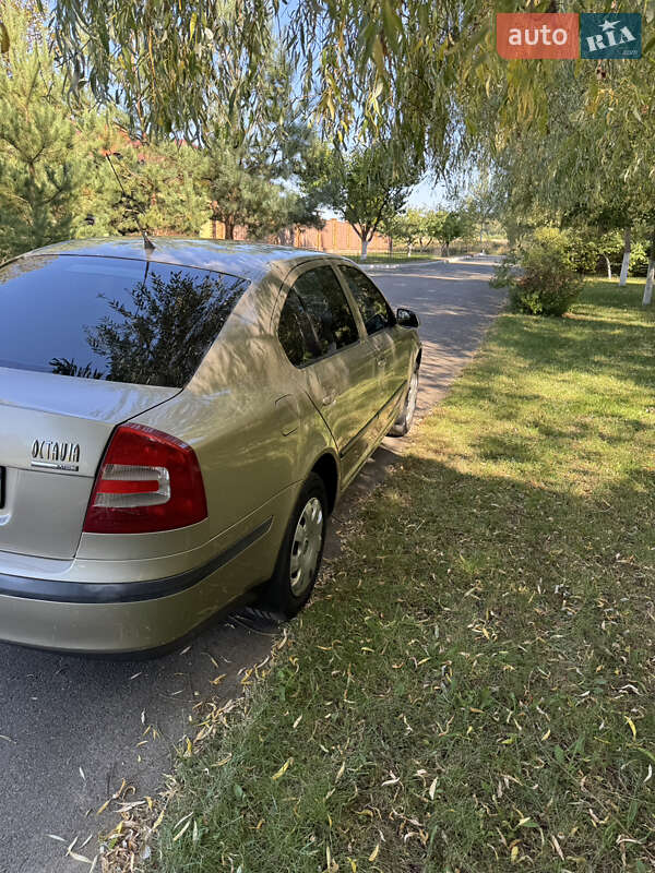 Лифтбек Skoda Octavia 2005 в Киеве