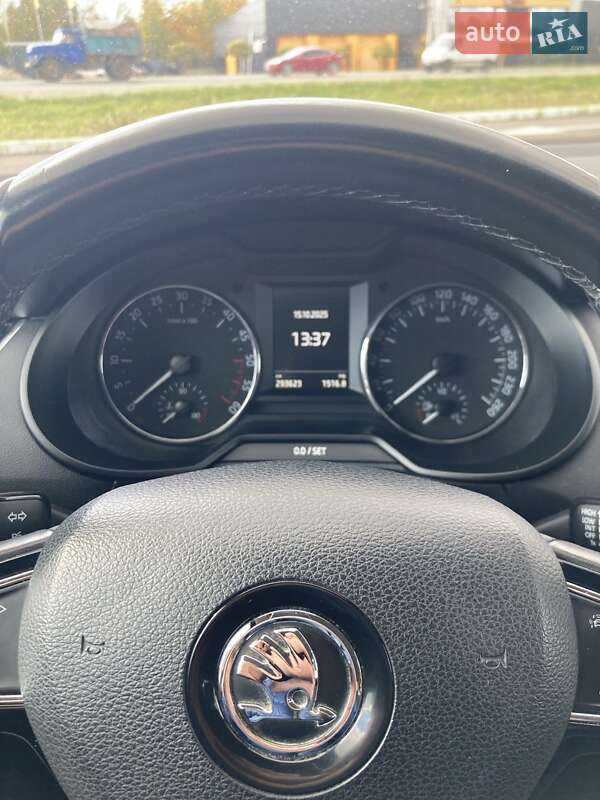 Ліфтбек Skoda Octavia 2016 в Львові фото 10 Ліфтбек Skoda Octavia 2016 в Львові