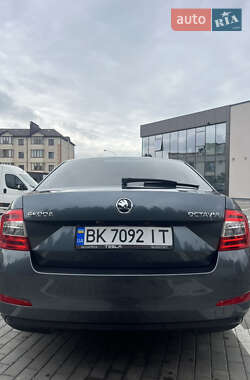 Лифтбек Skoda Octavia 2016 в 