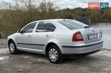Лифтбек Skoda Octavia 2008 в 