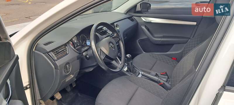 Лифтбек Skoda Octavia 2019 в Киеве
