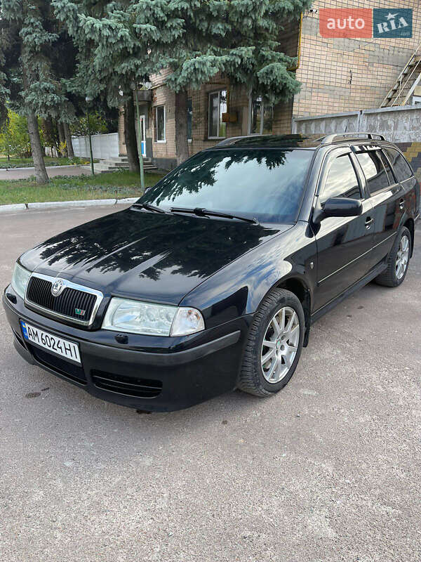 Универсал Skoda Octavia 2002 в Коростышеве