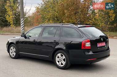 Универсал Skoda Octavia 2010 в 