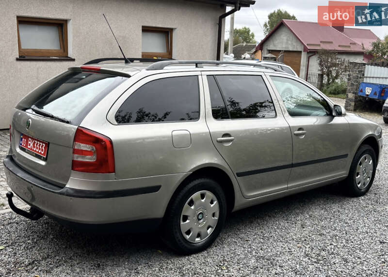 Універсал Skoda Octavia 2008 в Дніпрі