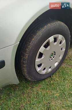Лифтбек Skoda Octavia 2004 в 