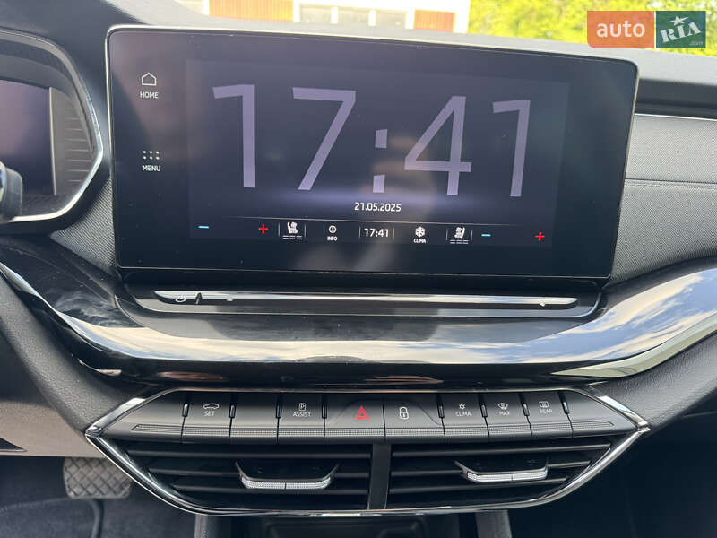 Універсал Skoda Octavia 2021 в Києві фото 34 Універсал Skoda Octavia 2021 в Києві