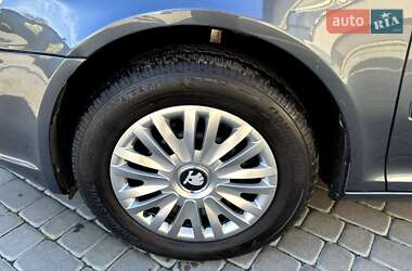 Универсал Skoda Octavia 2010 в 