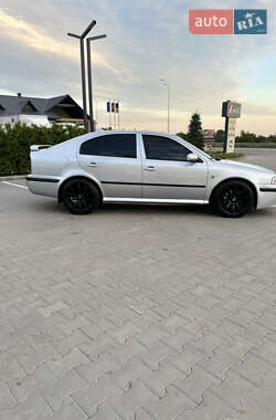 Лифтбек Skoda Octavia 2008 в 