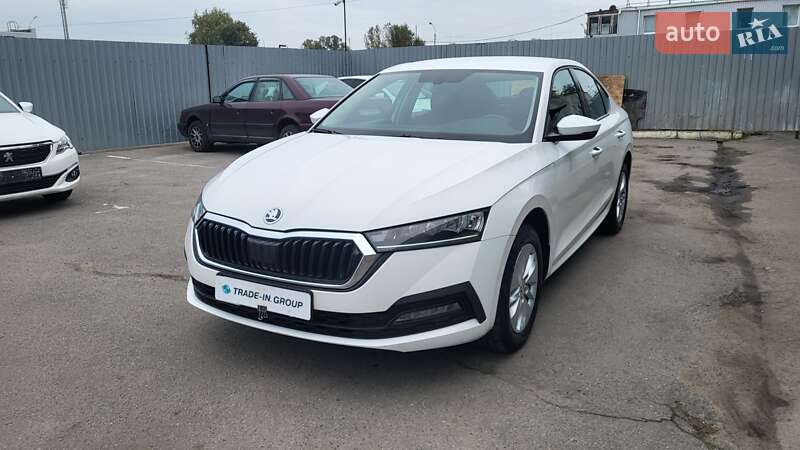 Лифтбек Skoda Octavia 2021 в Киеве