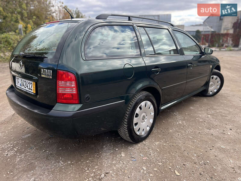 Универсал Skoda Octavia 2004 в Виннице
