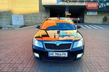 Универсал Skoda Octavia 2010 в 
